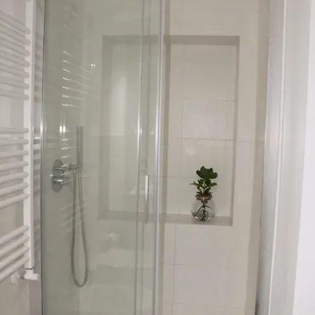 بيت ضيافة Mondello Bed &